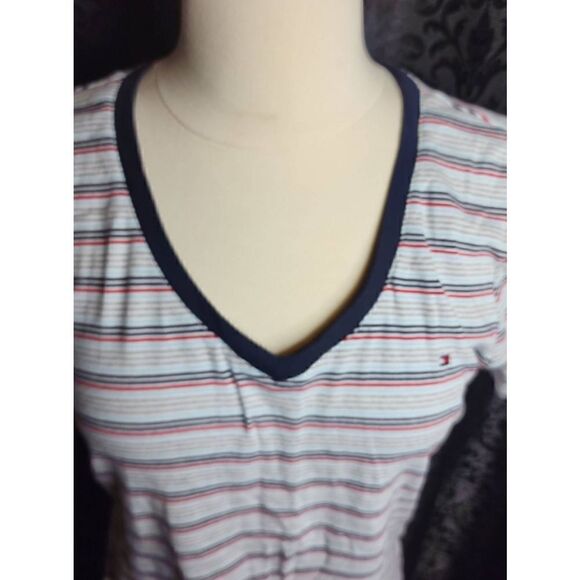 Tommy Hilfiger | Vintage Striped V Neck - Picture 3 of 4